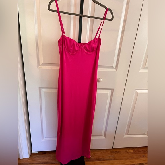 Micas Hot Pink Solid Slip Maxi Dress - Large - Picture 5 of 8